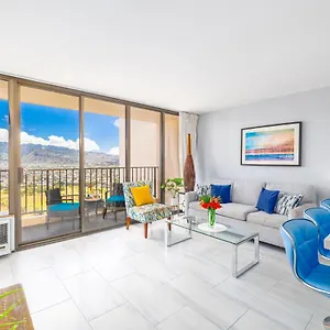 Apartment Tropical Retreat Near Waikiki With Parking