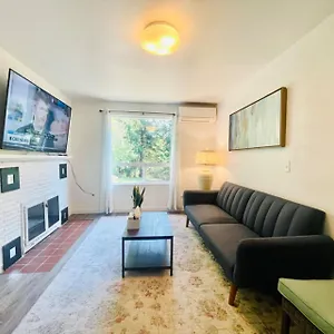 Villa Super Privacy Lakeshore Forest With Air Conditioners At Haller, Seattle